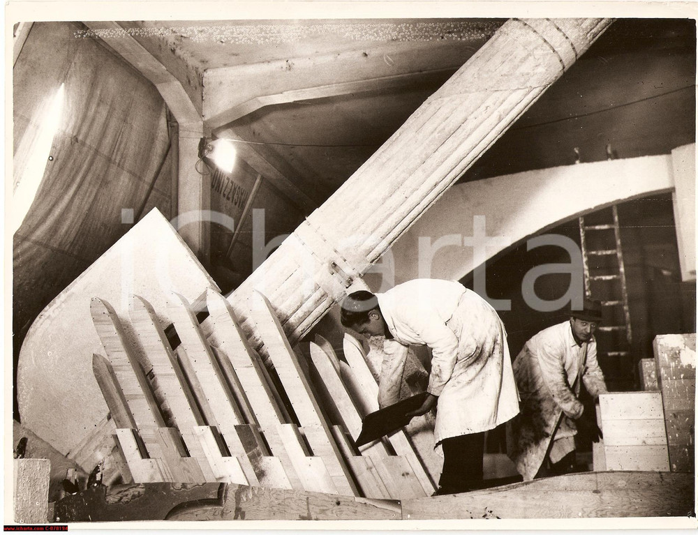 Fotografia d epoca originale 1938 MILANO Giornata della Neve, carro autarchico, DUCE 1