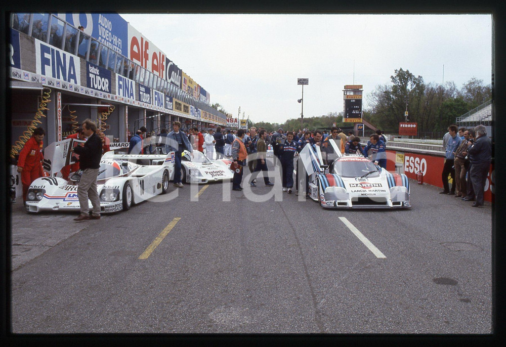 35mm vintage slide* 1985 1000 KM MONZA LANCIA LC2/85 Martini ai box (2)