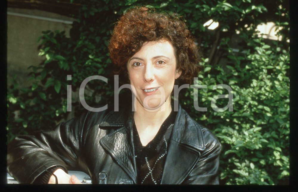 35mm vintage slide* 1998 MILANO ZELIG Alessandra FAIELLA Ritratto comica (2)