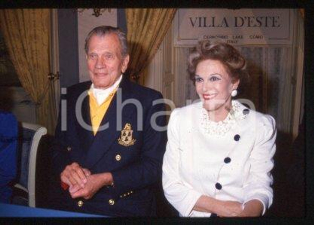 35mm vintage slide* 1986 ca VILLA d'ESTE Joseph COTTEN and Patricia MEDINA (51)