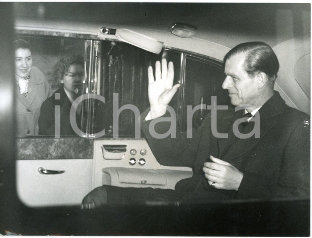1960 LONDON Duke of Edinburgh waves to crowd before leaving Buckingham Palace