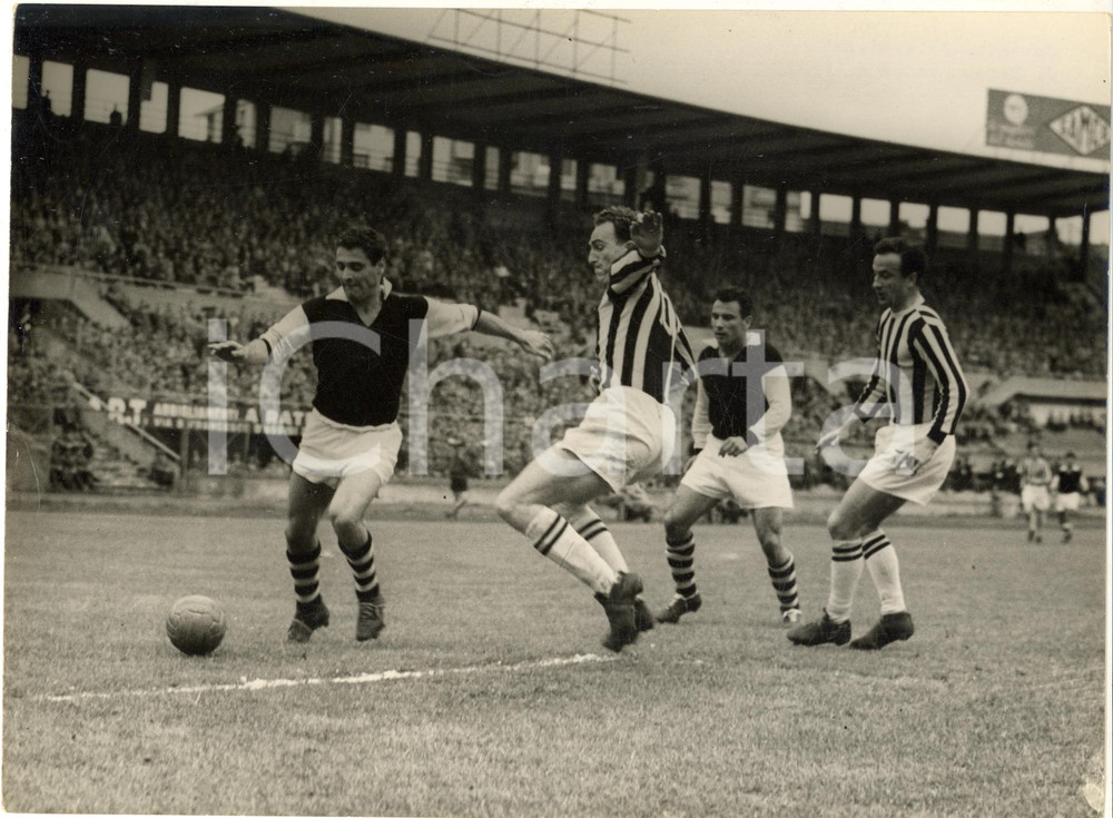 1954 CALCIO SERIE A MILAN-SAMPDORIA Difesa di John HANSEN *Foto 24x18 cm