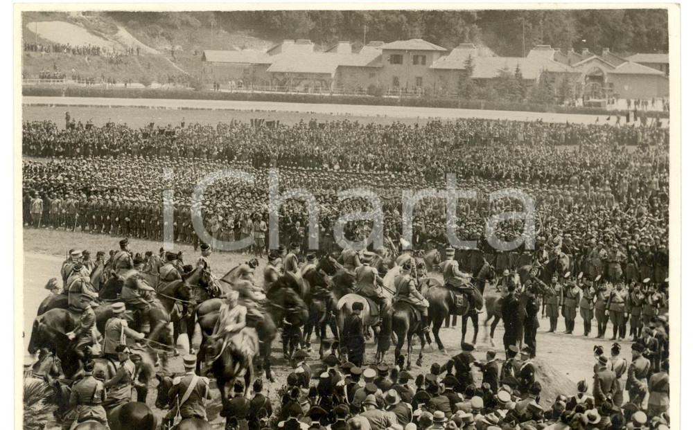 Fotografia d epoca originale 1930 ca ROMA Parco VILLA GLORI gremito per il discroso del Duce  Foto SANGIORGI 1