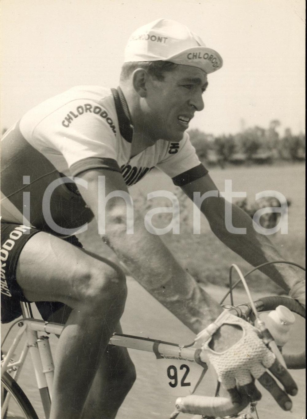 1957 CICLISMO GIRO D'ITALIA Tappa MILANO-VERONA - Aldo MOSER *Foto 13x18 cm Fotografia d'epoca, con didascalia coeva. CONDIZIONI: G FORMATO: 13x18 cm    originale e autentica 1