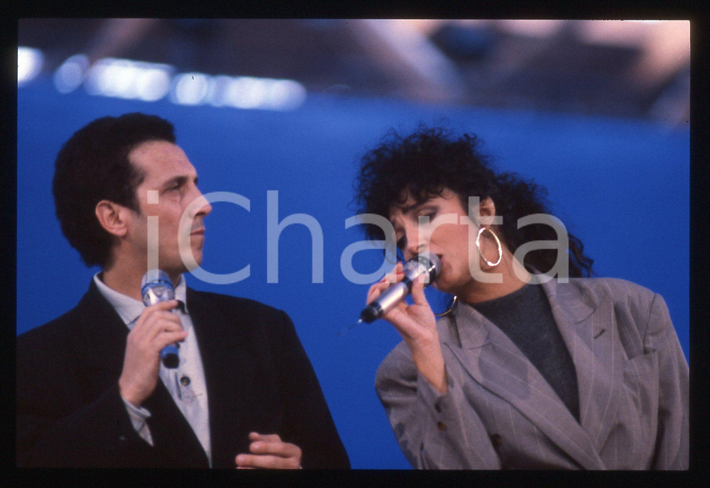 35mm vintage slide* 1990 ca TELEVISIONE Gianni e Marcella BELLA Ritratto (2)