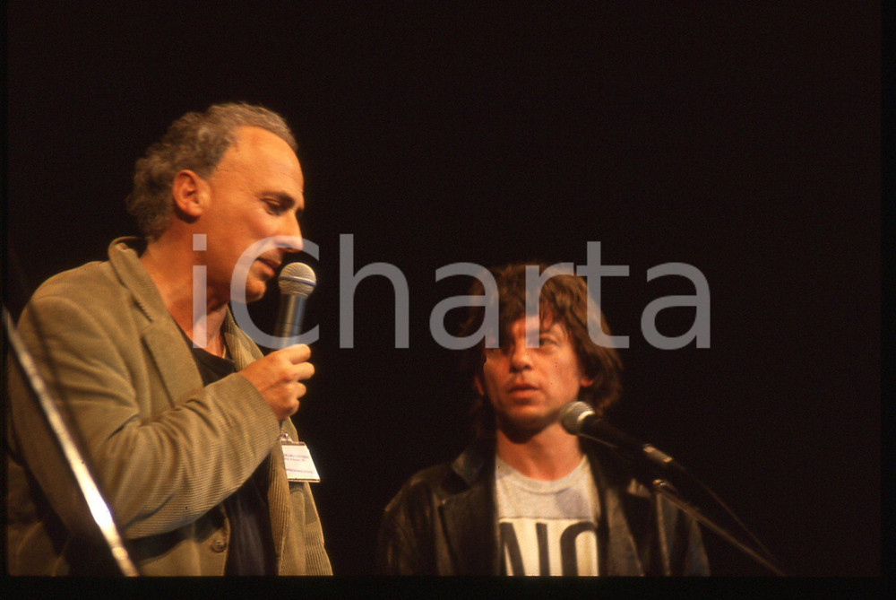 Fotografia d epoca originale 35mm vintage slide 1995 ca MILANO Stefano BENNI Paolo ROSSI ritratto TEATRO 2 1