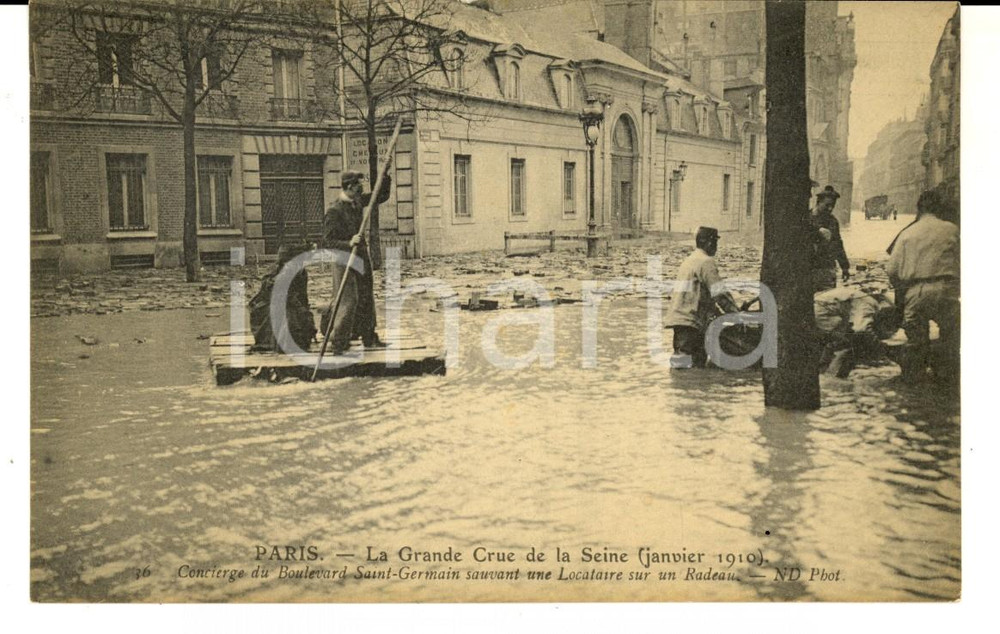 Cartolina originale da collezione 1910 PARIS Grand crue de la Seine  Bd. SAINTGERMAIN Concierge sauve locataire 1