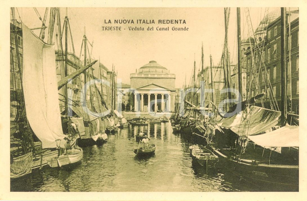 Cartolina originale da collezione 1920 ca TRIESTE NUOVA ITALIA REDENTA - Veduta Canal GRANDE con barche *Cartolina 1