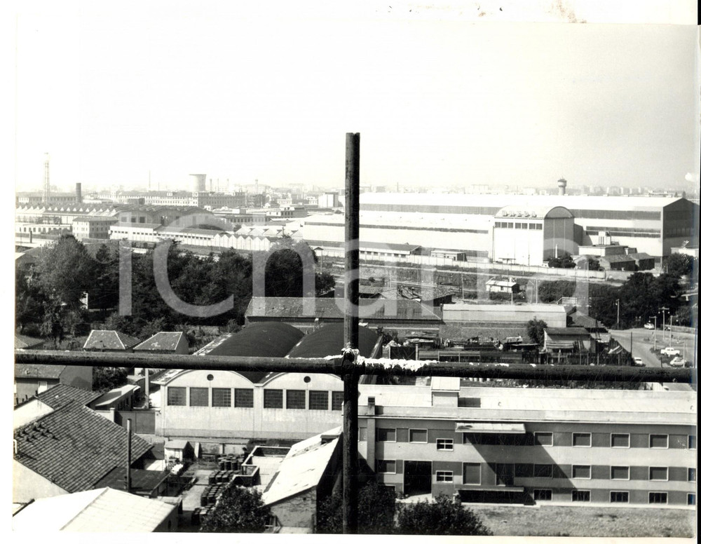 Fotografia d epoca originale 1965 ca MILANO Veduta stabilimento BREDA costruzioni meccaniche Foto 24x18 1
