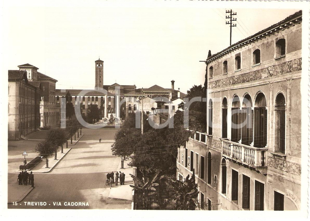 Cartolina originale da collezione 1955 ca TREVISO Via Cadorna CHIESA SAN FRANCESCO Animata *Cartolina 1