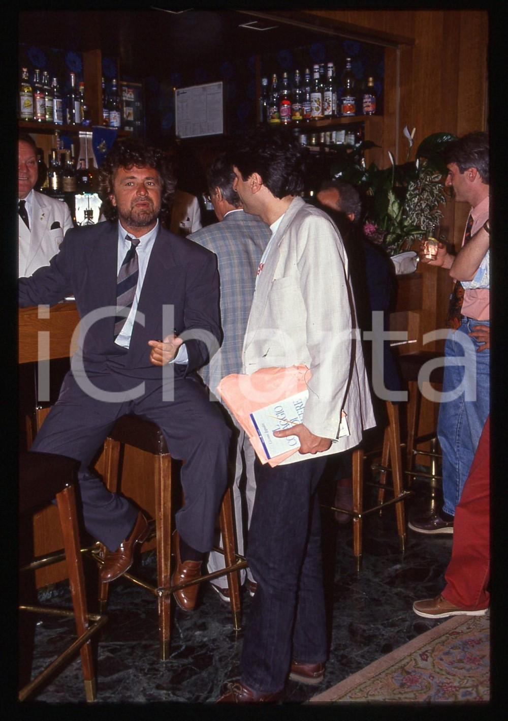 35mm vintage slide* 1992 TELEVISIONE - COSTUME Beppe GRILLO Gianni IPPOLITI (1)