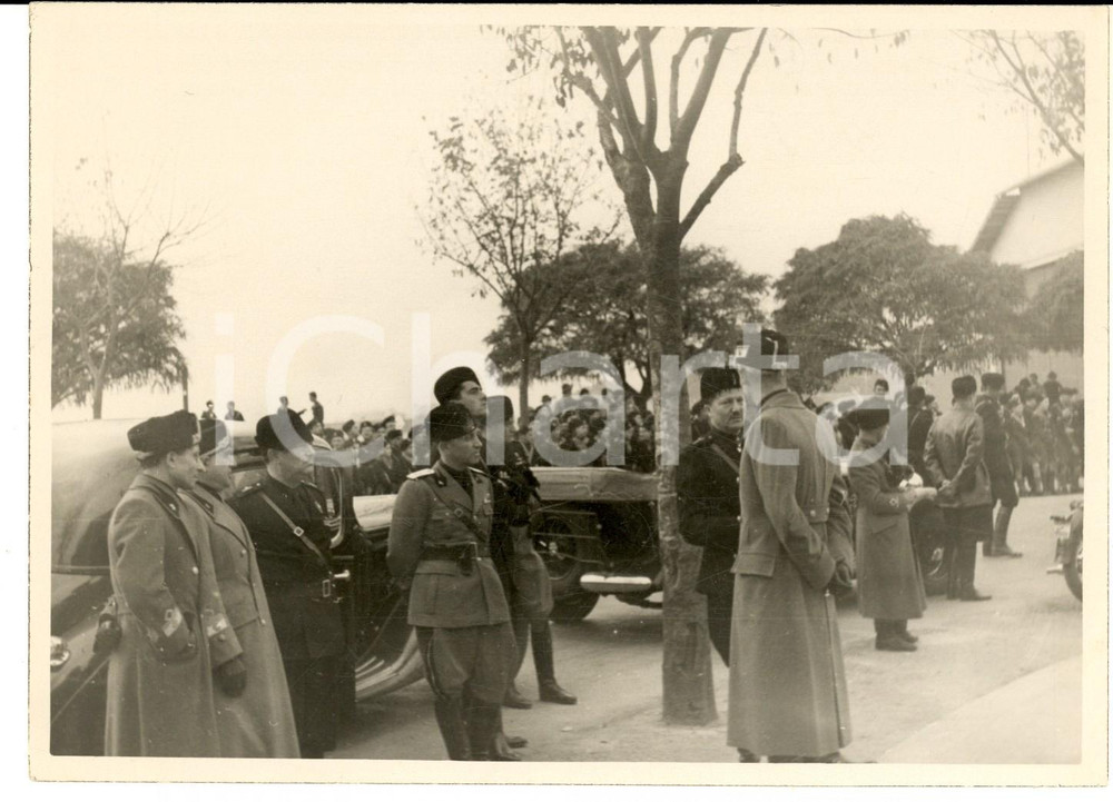 Fotografia d epoca originale 1936 MILANO ? Militanti del PNF prima di un raduno Fotografia 18x13 cm 1