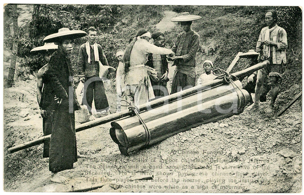 1910 ca CHINA Traditional funeral - The coffin befor being interred *Postcard Cartolina postale d'epoca, non viaggiata.CONDIZIONI: GFORMATO: FP    originale e autentica 1