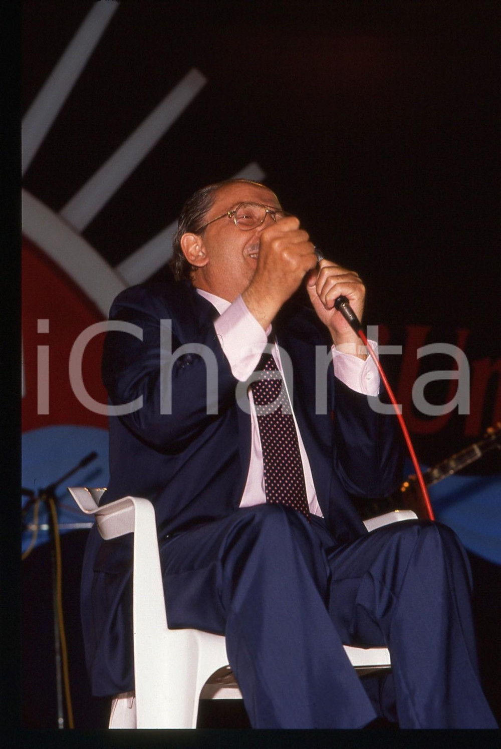 35mm vintage slide* 1989 MILANO Domenico MODUGNO canta ad un comizio del PSDI 25