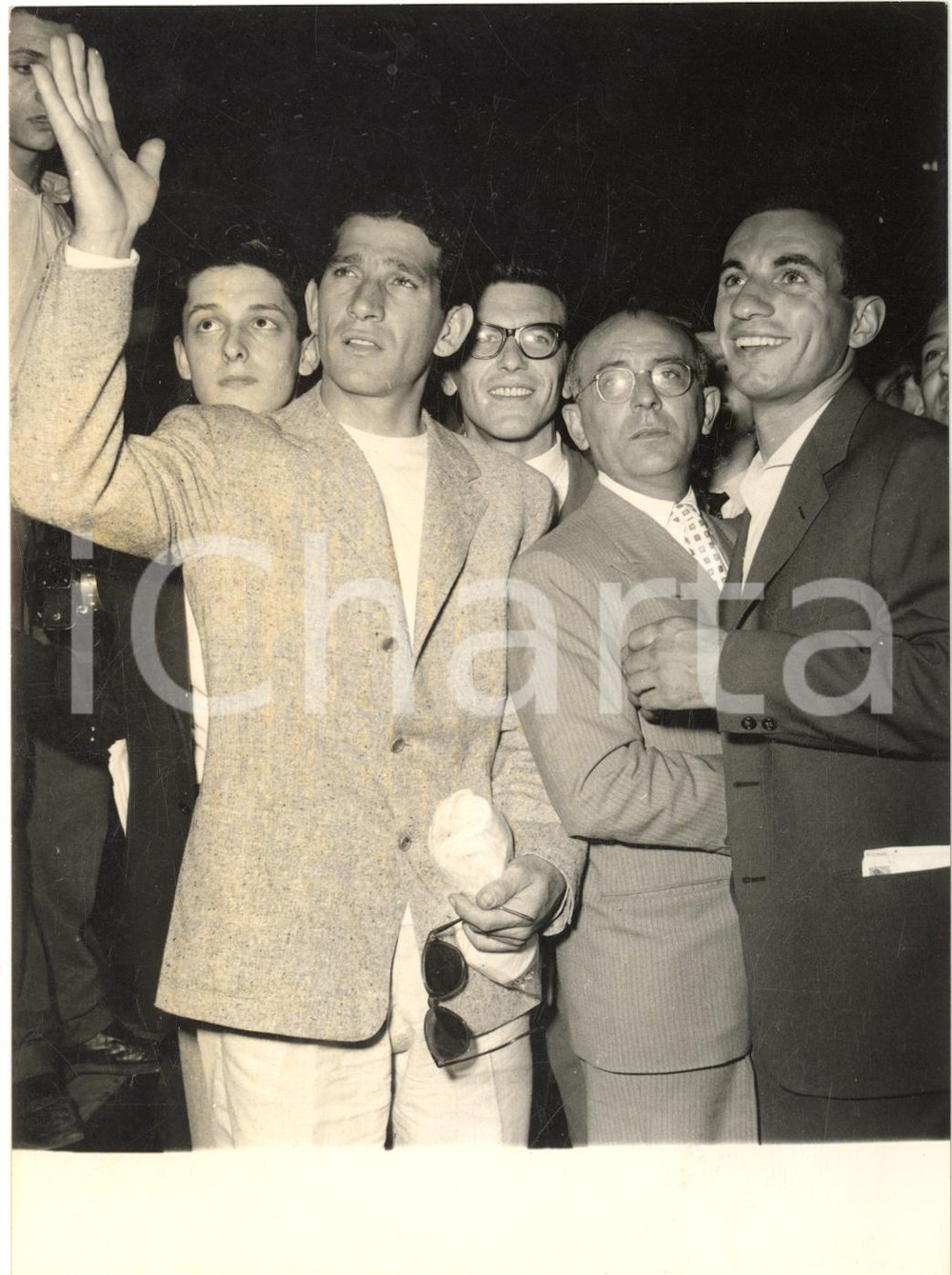 1957 MILANO Gastone NENCINI e Nino DEFILIPPIS in partenza per il Tour de France