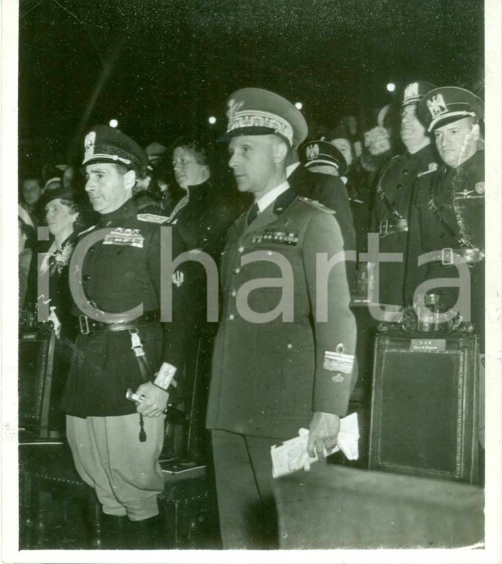 Fotografia d epoca originale 1939 MILANO Achille STARACE alla prima del Teatro dei Ventimila Fotografia 1