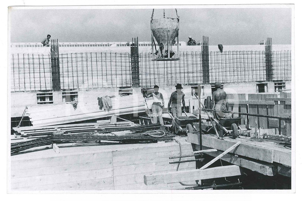 Fotografia d epoca originale 1958 ? GINEVRA Costruzione del CERN  Cantiere  Foto 15x10 cm 2 1