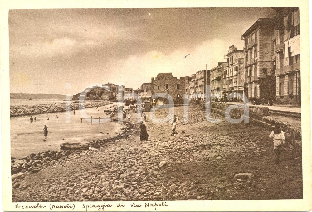Cartolina originale da collezione 1935 ca POZZUOLI NA La spiaggia di Via NAPOLI Cartolina ANIMATA 2 1