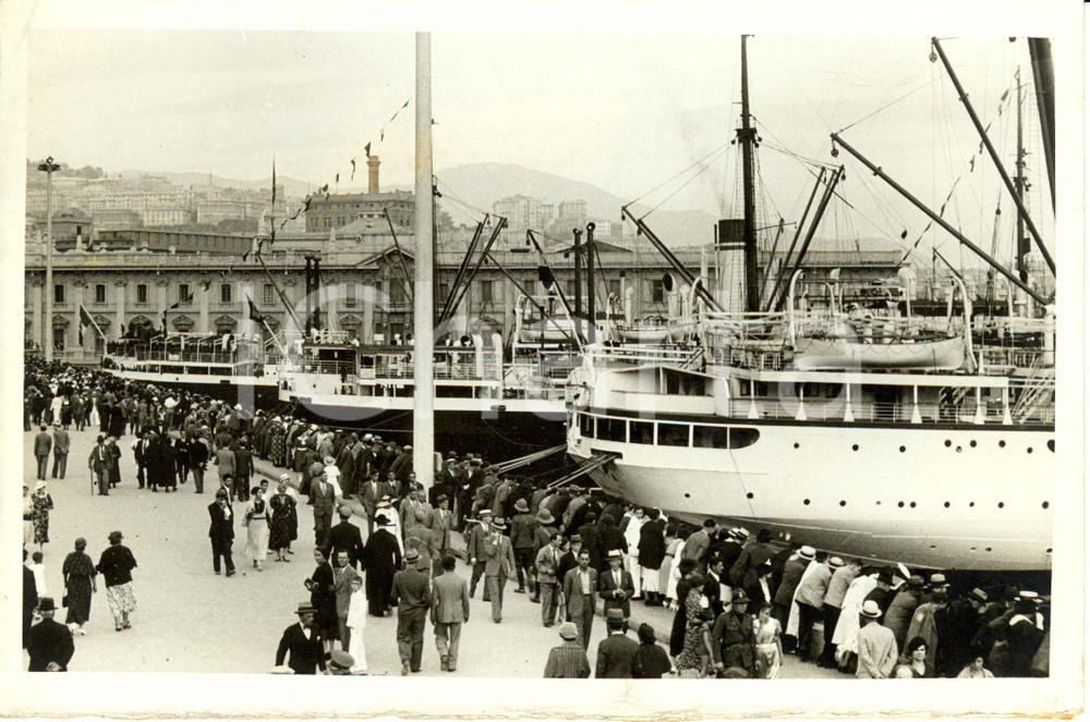 Fotografia d epoca originale 1935 GENOVA Piroscafi al porto in partenza per l AFRICA ORIENTALE Fotografia 1