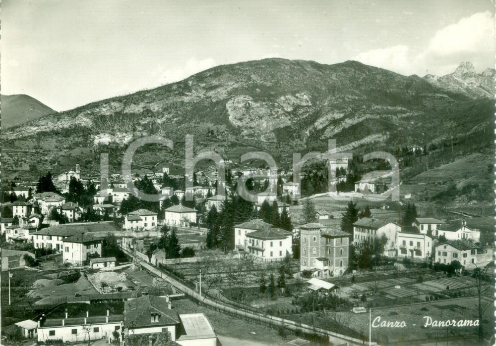 Cartolina originale da collezione 1954 CANZO CO Panorama del paese e della valle Cartolina FG VG 1