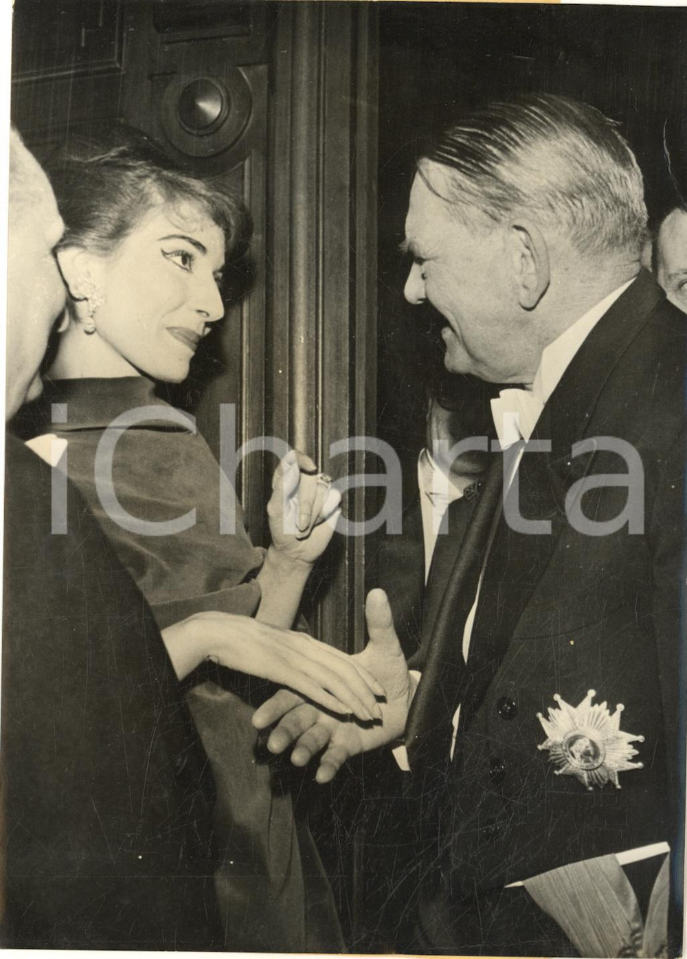 1958 PARIS OPERA René COTY si congratula con il soprano Maria CALLAS  - Foto