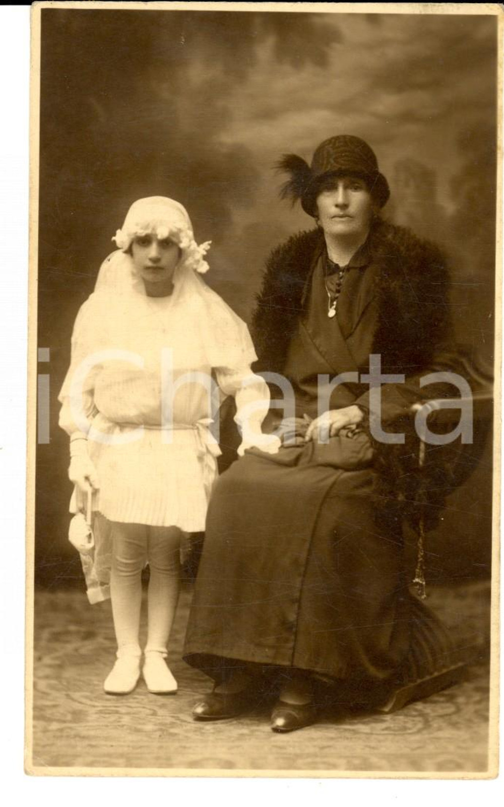 Fotografia d'epoca originale 1928 MILANO Nonna con bambina alla Prima Comunione *Fotografia BELLON FP 1