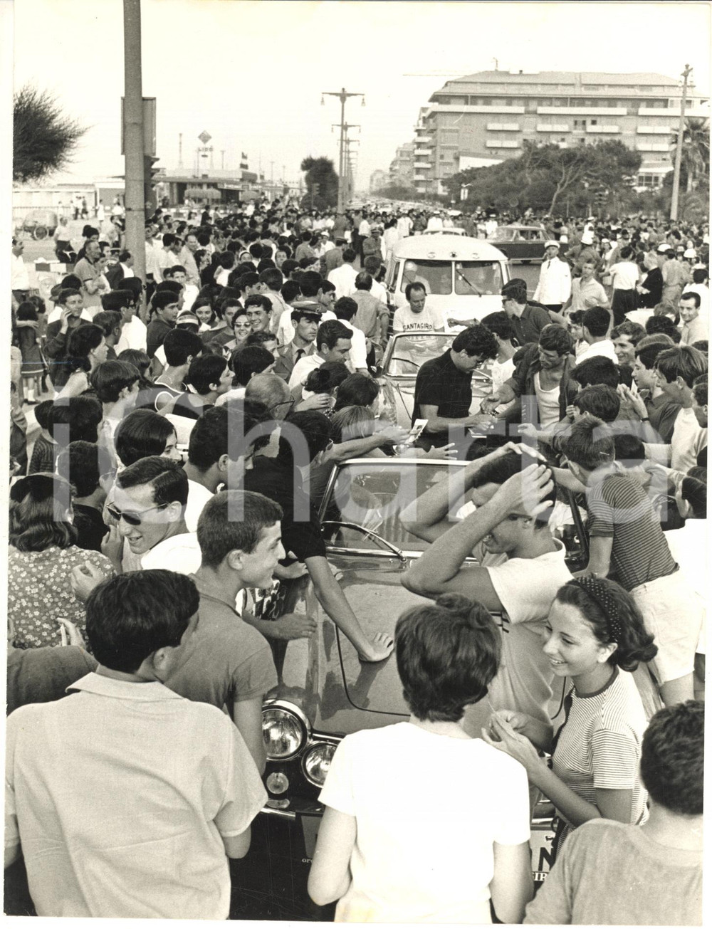1965 PESCARA CANTAGIRO Folla per LITTLE TONY e Nico FIDENCO *Foto 18x24 cm