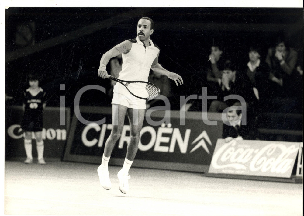 Fotografia d epoca originale 1980 ca TENNIS Giocatore Junie CHATMAN in campo Foto 30x21 cm 1
