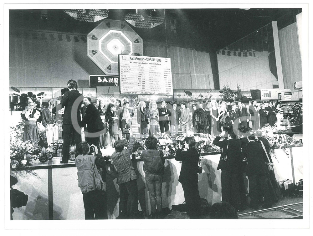 Fotografia d epoca originale 1986 FESTIVAL DI SANREMO I cantanti in gara  TOTIP 2 Foto 24x18 cm 1