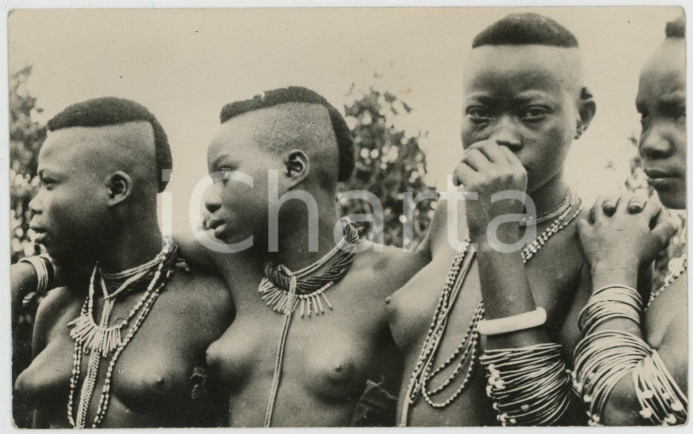 Cartolina originale da collezione 1950ca RWANDA  URUNDI Jeunes filles indigÃ¨nes NU ETHNIQUE Carte postale FP NV 1