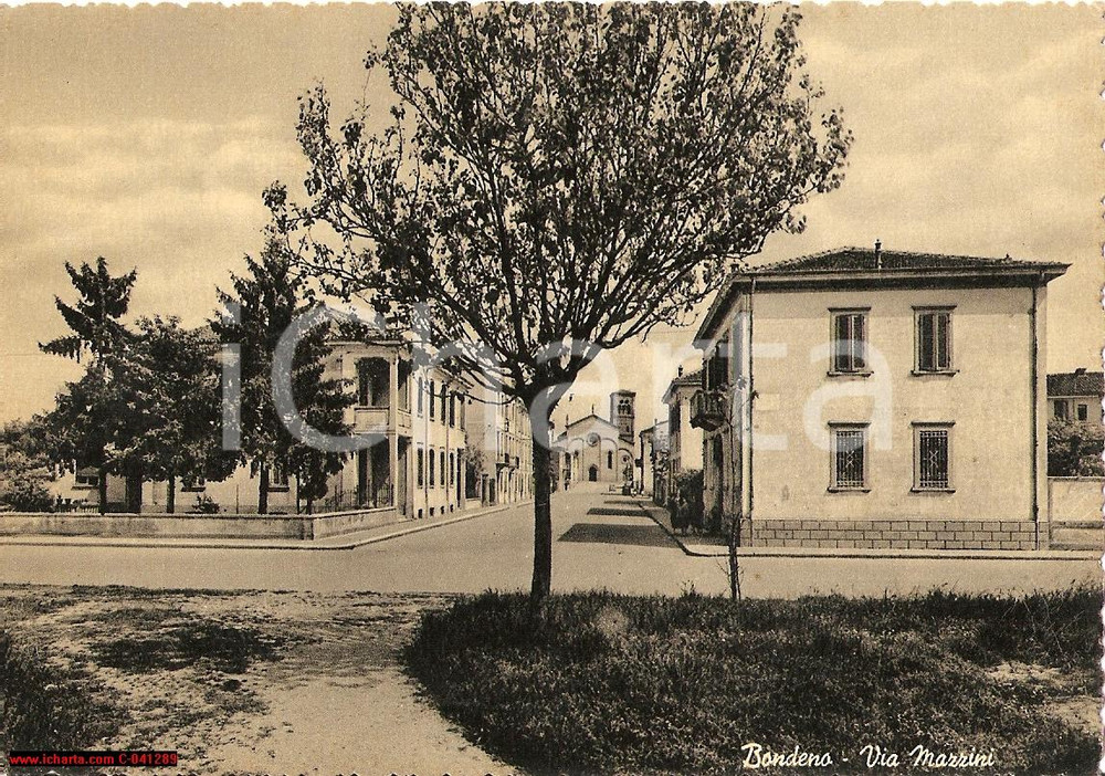 Cartolina originale da collezione 1940 circa BONDENO FE Prospettiva via MAZZINI FG NV 1