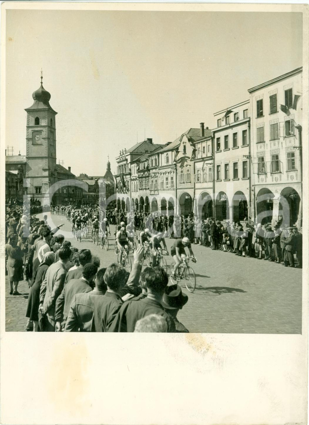 Fotografia d epoca originale 1954 TABOR BOEMIA Ciclismo RenÃ© VAN MEENEN vince tappa BRNO Zavod Miru Foto 1