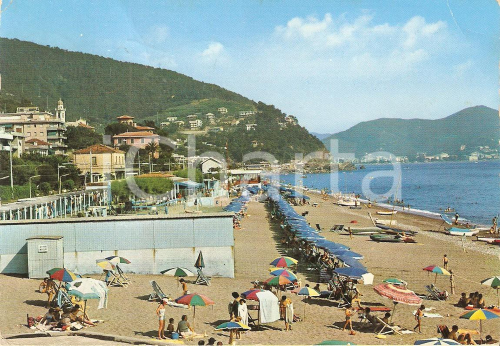 Cartolina originale da collezione 1976 CAVI DI LAVAGNA (GE) Spiaggia della Riviera Azzurra *Cartolina FG VG 1
