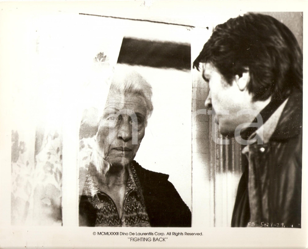 Fotografia d epoca originale 1982 FIGHTING BACK Tom SKERRITT Vera D ANGELO Movie by Lewis TEAGUE Photo 1