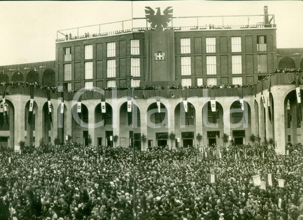 Fotografia d epoca originale 1936 MILANO Folla alla TRIENNALE al Palazzo dell Arte Fotografia DOPPIA 1