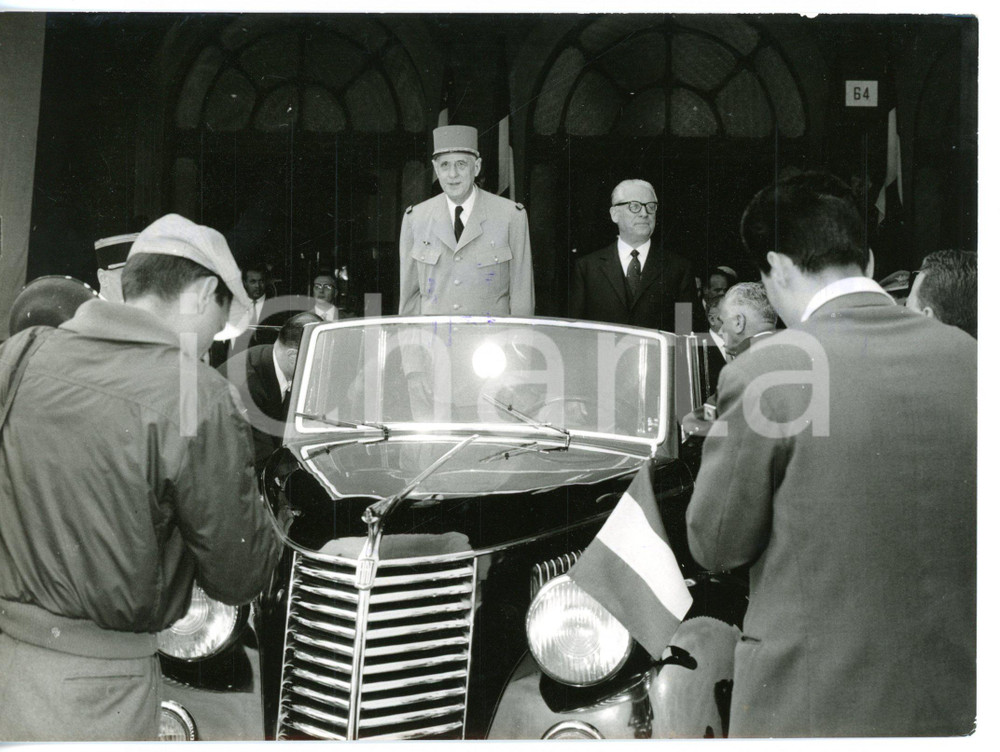 1959 BRESCIA Charles DE GAULLE e Giovanni GRONCHI in partenza per SOLFERINO