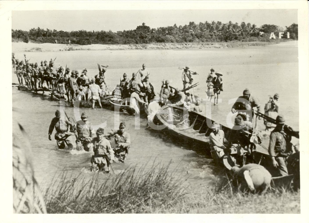 Fotografia d epoca originale 1941 GUAM ISLAND USA Soldati giapponesi rastrellano isola occupata JAPAN Foto 1
