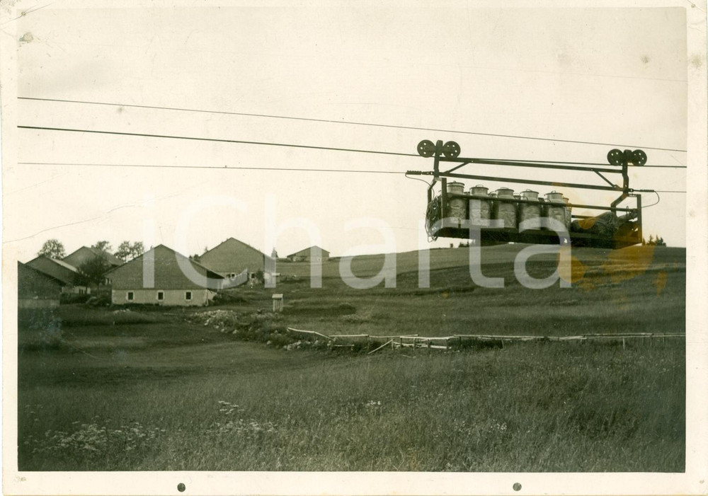 Fotografia d epoca originale 1938 MERIBEL HAUTE SAVOIE Teleferica per trasporto del latte Foto DANNEGGIATA 1