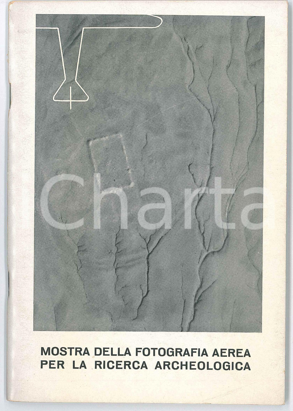 Libro, pubblicazione d epoca 1957 MILANO Mostra fotografia aerea per la ricerca archeologica  Catalogo 63 p. 1