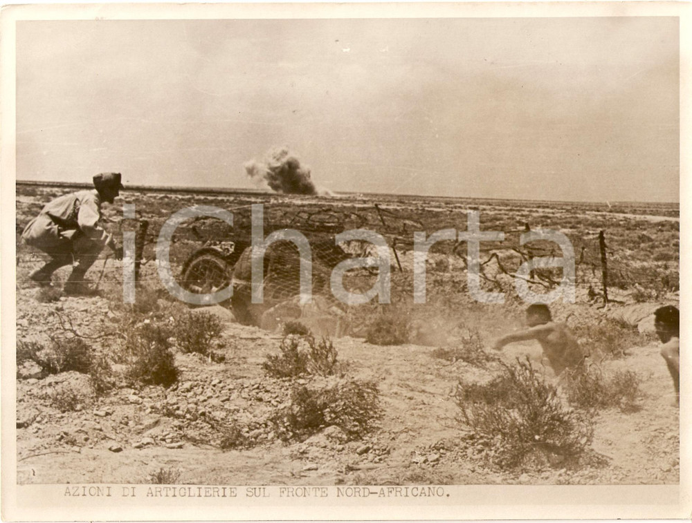 Fotografia d epoca originale 1941 LIBIA WW2 Bombe su artiglieria italiana nelle trincee Fotografia 1