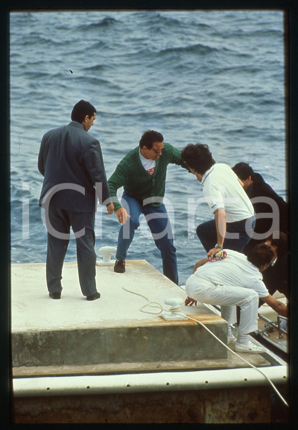 35mm vintage slide* 1991 CANNES - Arnold SCHWARZENEGGER paparazzato in barca 15