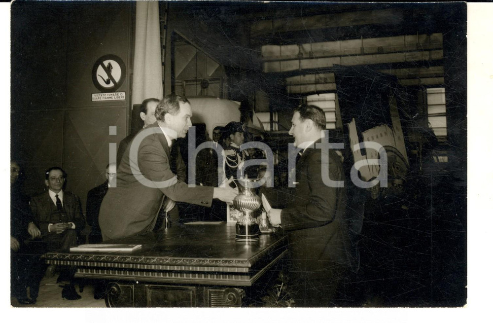 Fotografia d epoca originale 1960 ca PISTOIA Premiazione di un concorso d arte Foto VINTAGE 18x12 1