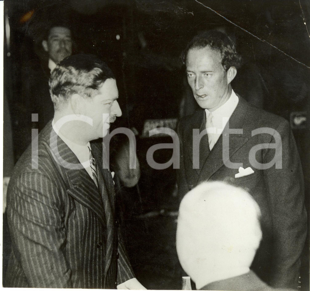 Fotografia d epoca originale 1937 BELGIO? Re Carlo II di ROMANIA ricevuto da Leopoldo III Fotografia 1