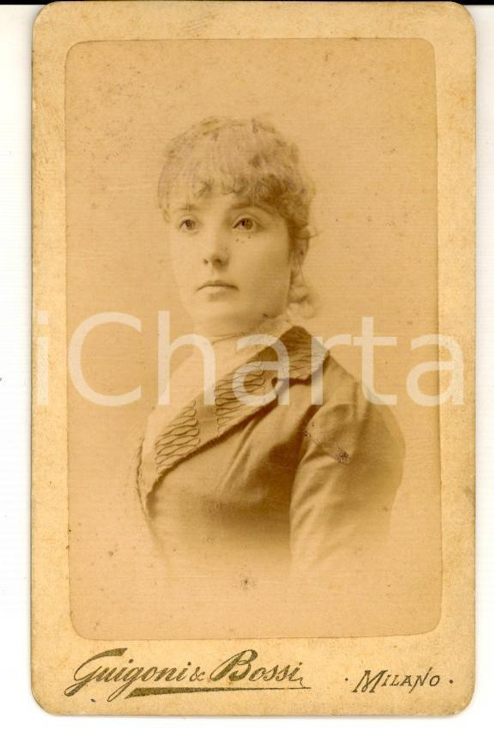 Fotografia d epoca originale 1880 ca MILANO Ritratto di Maddalena AJROLDI Fotografia CALZOLARI CDV 1