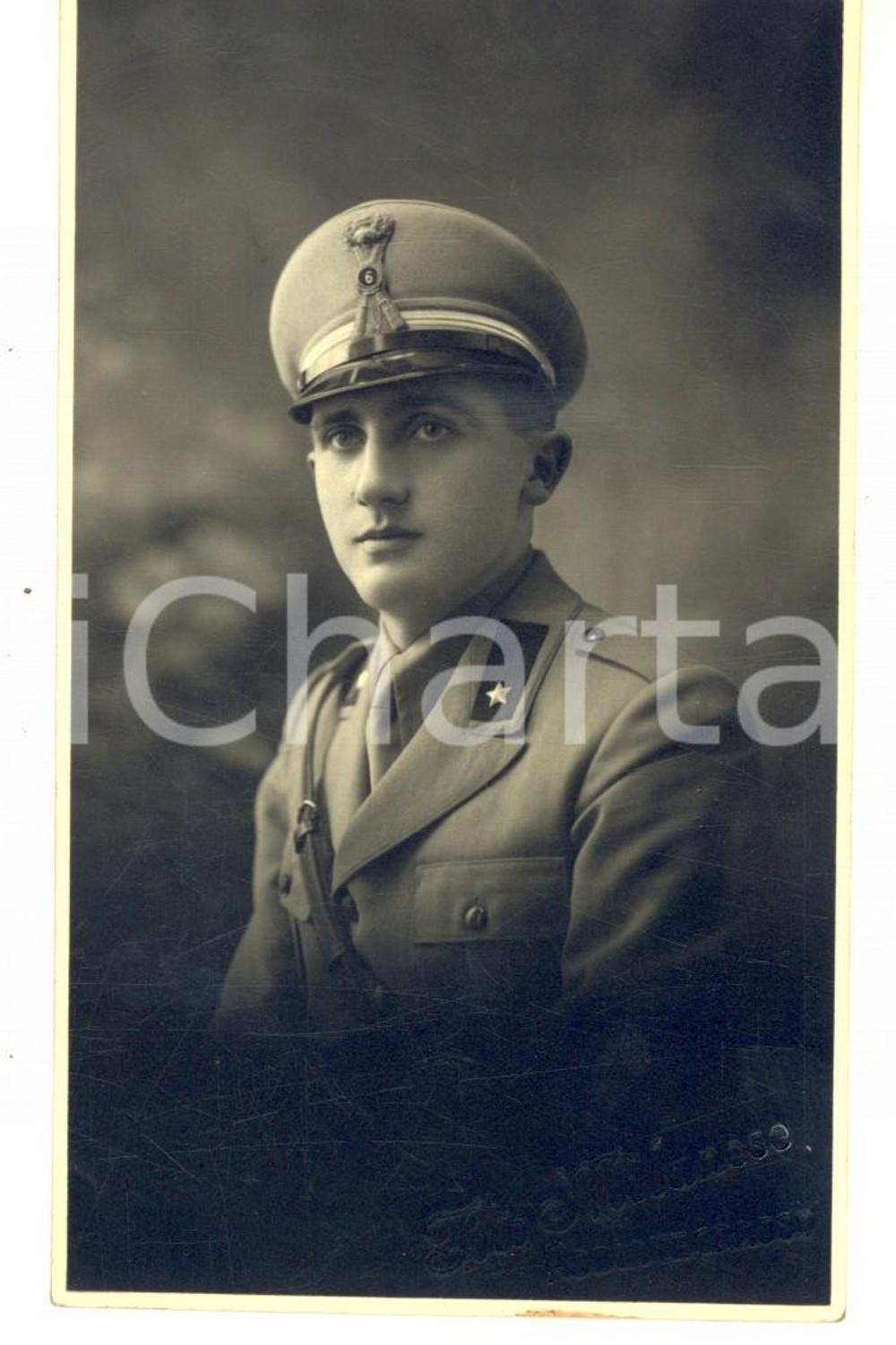 Fotografia d epoca originale 1930 ca ABBIATEGRASSO MI Ufficiale del 6Â° Reggimento Fanteria Foto Milanese 1