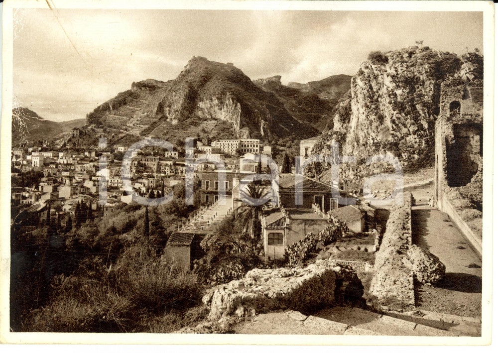 Cartolina originale da collezione 1938 TAORMINA (ME) Ruderi del Teatro Antico *Cartolina danneggiata FG VG 1