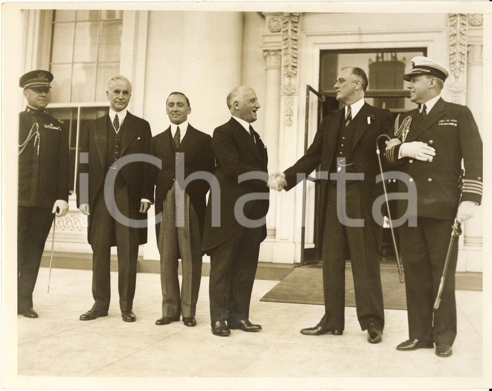 Fotografia d epoca originale 1933 WASHINGTON President Franklin ROOSEVELT greeting Guido JUNG  Photo 23x18 1