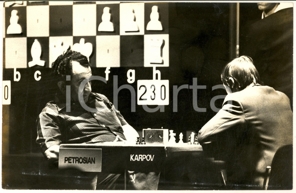 1975 MILANO Torneo di Scacchi - Tigran PETROSYAN vs Anatolij KARPOV Foto 30x20