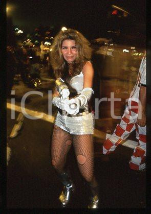 GREENWICH VILLAGE HALLOWEEN PARADE - Costumes 1997 * 35 mm vintage slide 5