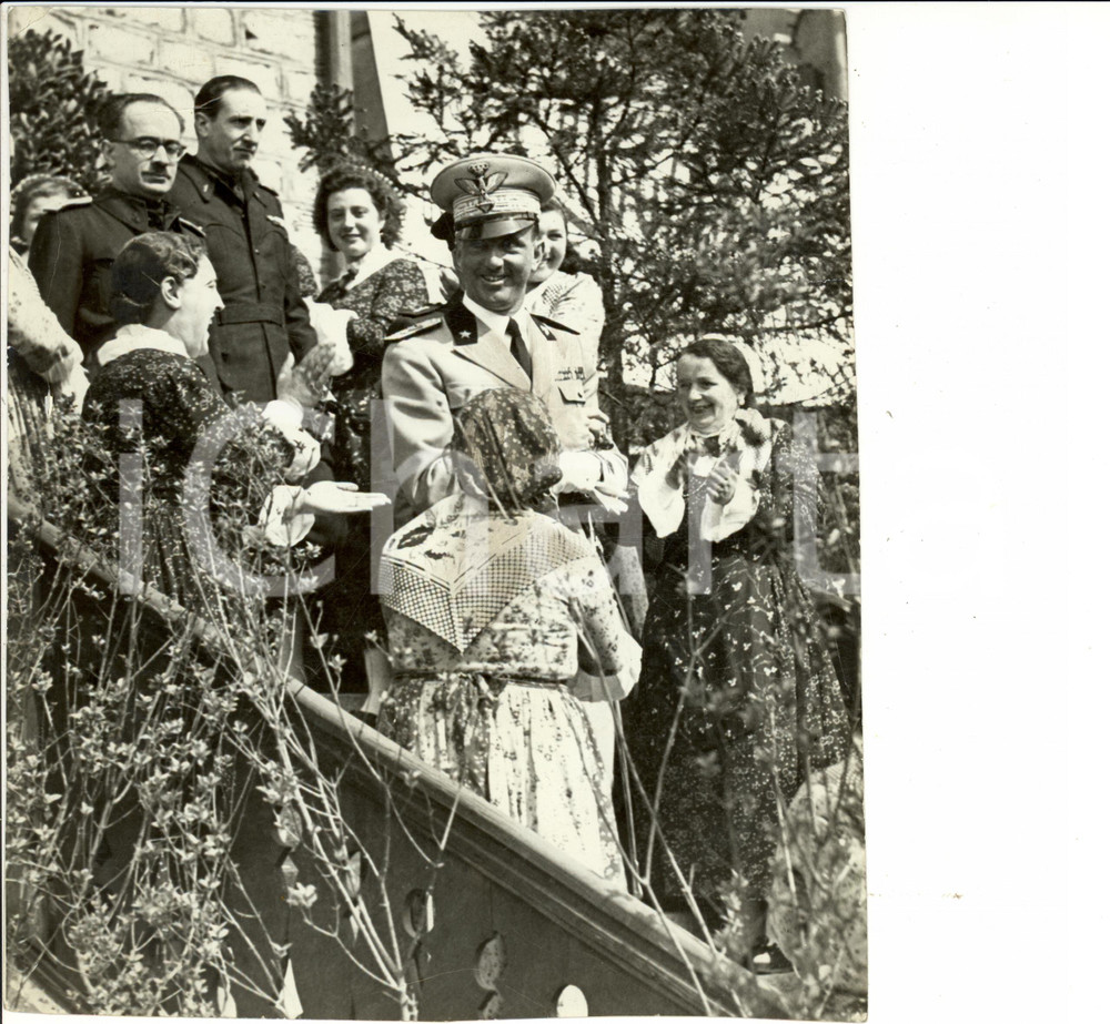 Fotografia d epoca originale 1940 MILANO Fiera Campionaria  Umberto II Padiglione Fasci Femminili Foto 1